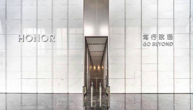 荣耀全球化冲刺迎来“关键先生”