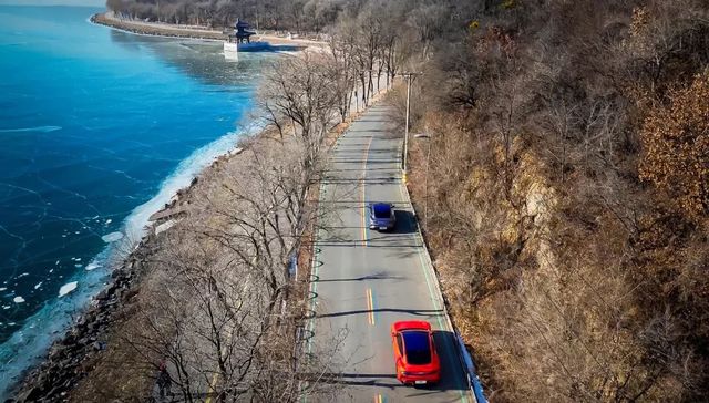 开30万的电动车回老家，被BBA“鄙视”了