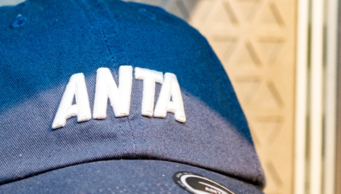 安踏,运动品牌,FILA,财报,