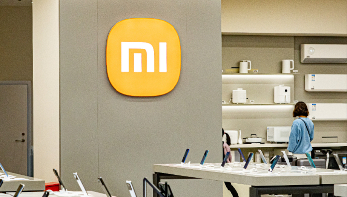 小米股价创新高，市值一度突破万亿人民币