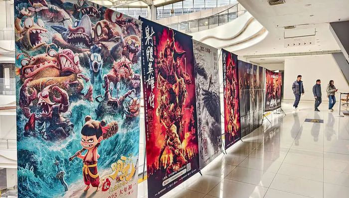 电厂 | 《哪吒2》连破纪录的春节档，是什么左右了市场？