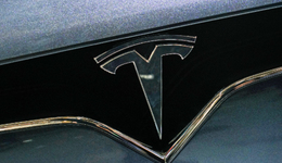 马斯克的增长梦，谁来买单？