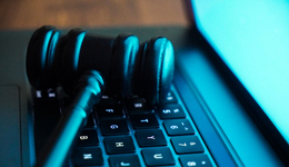 最高法典型案例：“粉絲”多次制造謠言敲詐勒索100萬(wàn)，獲刑8年7個(gè)月