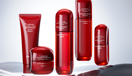 國際大牌增長遇阻，國貨美妝“逆襲單品”成新生力