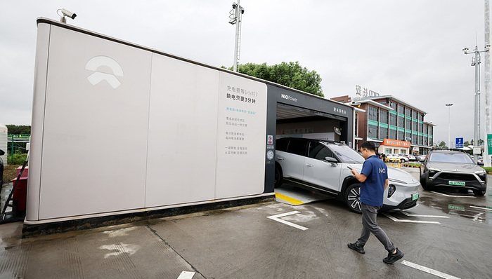 蔚来副总裁曝光友商换电话术：特斯拉没做成是因为需求不一样