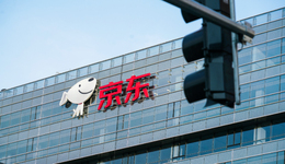 京東突圍，跳進紅海