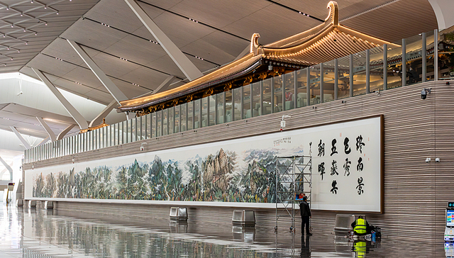 西安咸阳国际机场T5航站楼投运，内设有全球首个机场在地文物博物馆