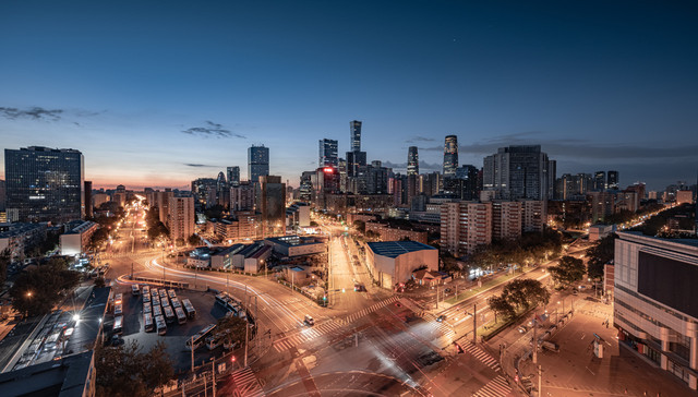 一线城市率先升温，楼市“小阳春”行情蓄势待发