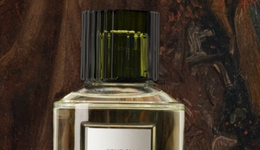 香水，美妝巨頭們的“救命稻草”？