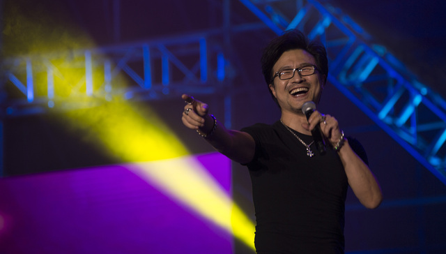 汪峰与新女友森林北共同成立新公司，经营范围含直播