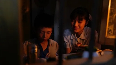 上影第一出品《生息之地》荣获第75届柏林国际电影节最佳导演银熊奖！