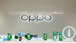 OPPO折叠屏，不想下牌桌