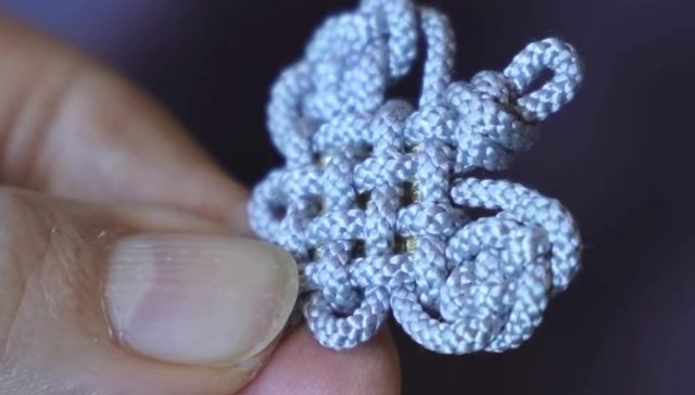 Fendi将中国结称为“韩国结”引不满，品牌官方尚未进行回应