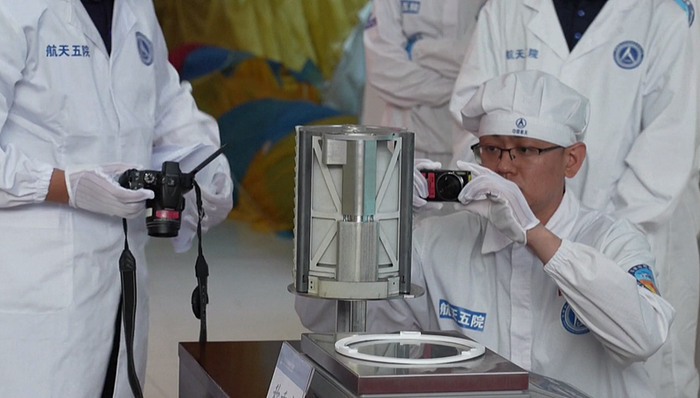 嫦娥六号最新科学成果发布，验证月球岩浆洋模型