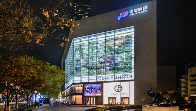 “全球店王”或易主背后：中国商场销冠为什么在南京？