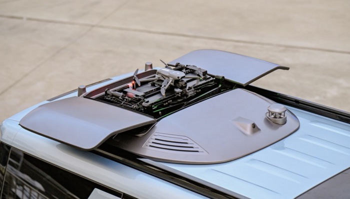 闪电快讯|比亚迪携手大疆，车载无人机系统“灵鸢”发布