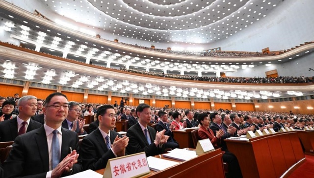 政府工作报告有哪些要点？来看500字极简版