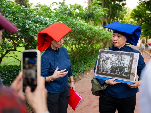 跟随“红头巾”足迹，追溯华人女性在新加坡的劳工史