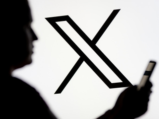 黑客组织表示对X平台遭网络攻击负责，但称与乌克兰无关