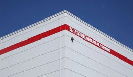 東方雨虹賺1億分紅22億，“掏空家底”為老板李衛(wèi)國解除質(zhì)押警報？