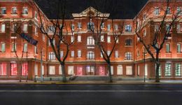 睡衣外穿的季节正在到来，提前迎接樱花季的饮品已经上架｜时日美好事物