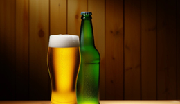 重庆啤酒陷于“山城往事”