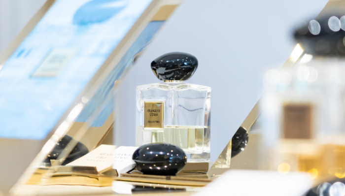 国产香水,线下市场,