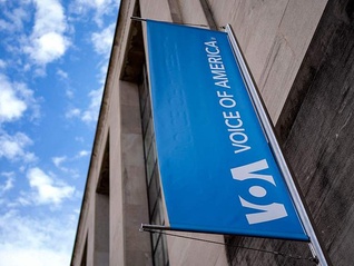 1300名员工被休假，美国舆论战工具“美国之音”断粮