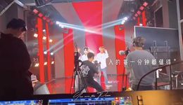 脱下“长衫”的综艺人，扎进200亿的团播间