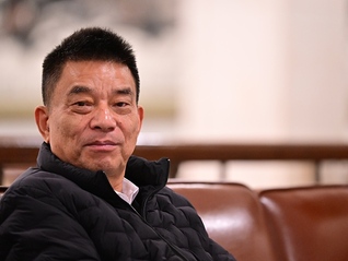 74岁刘永好将退出新希望董事会，公司去年净利润扭亏