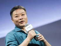 车圈都在羡慕何小鹏找到了王凤英