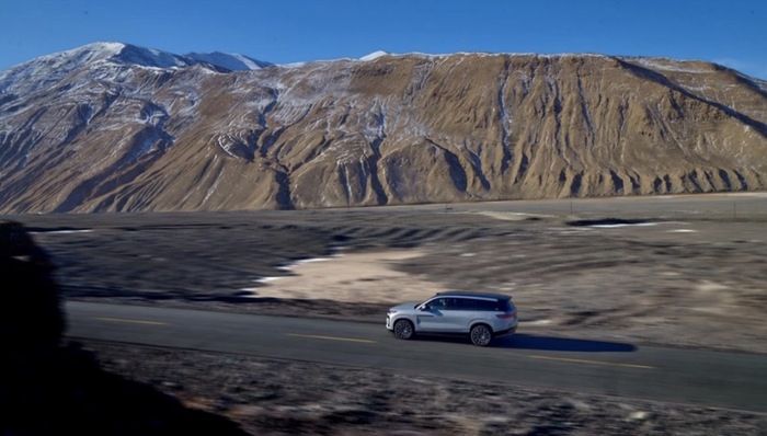 闪电快讯｜腾势汽车发布旗舰SUV N9 售价38.98万元起