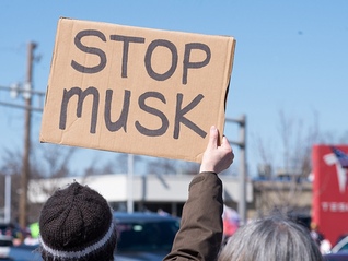 特斯拉欧洲销量暴跌之时，FBI专门成立“特斯拉威胁”调查小组