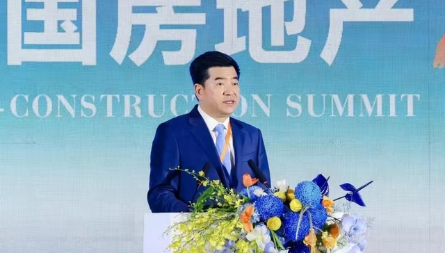 “体制内”出身的张亚东辞任绿城掌门人