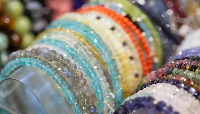 水晶,监管,年轻人,消费习惯,