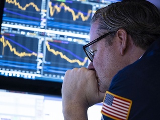 关税措施下美企高层焦虑加剧，60%预计美国今年将陷入衰退