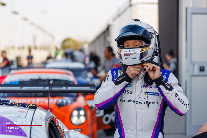 69云购车旗下69车队完赛F1中国大奖赛PCCA上海站垫赛