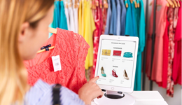 服饰电商战：从卷品牌到卷场景，平台各出奇招