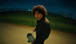 時代終于追上了龐麥郎