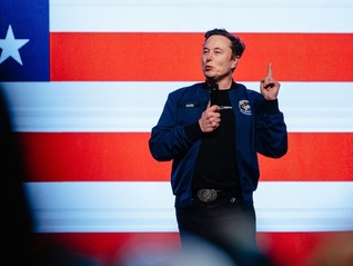 马斯克决定辞去政府效率部职务，特朗普：他早晚得回去经营公司