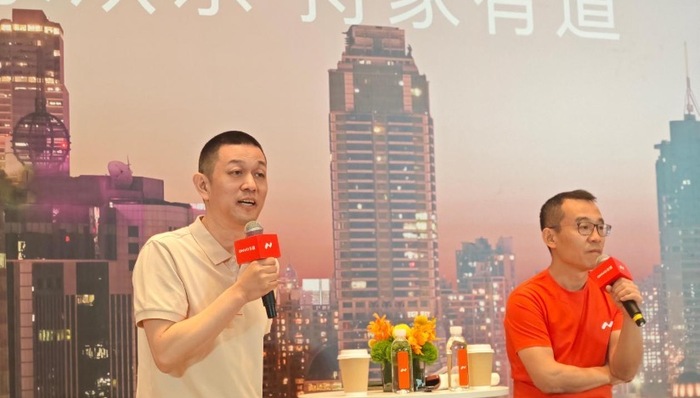 闪电快讯 ｜ 艾铁成离任 蔚来能源负责人沈斐出任乐道总裁