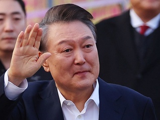 从“铁面检察官”到被弹劾总统，尹锡悦下台