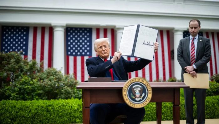 25%关税重锤砸向全球车企，中国受损最大的是零部件公司 | 电厂