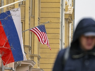 闭门会谈5个多小时、互换被押人员，俄美关系进一步回暖