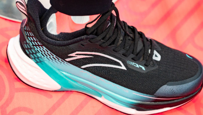 运动品牌,狼爪,安踏,