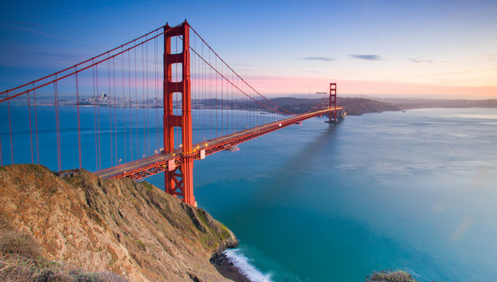 赴美国际游客数量大幅下滑， 酒店、航空业发出警告