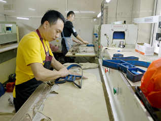 中小商家的春天：拼多多普惠千亿如何激活“沉默的大多数”