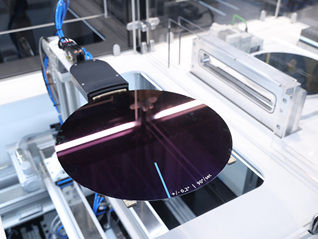 美国开始调查进口芯片与药品，还考虑免除汽车零部件关税