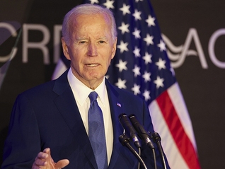 “新政府的破坏让人叹为观止”，拜登卸任后首次公开讲话