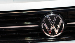 没人能救大众？燃油车霸主转型困局背后的“德国病”